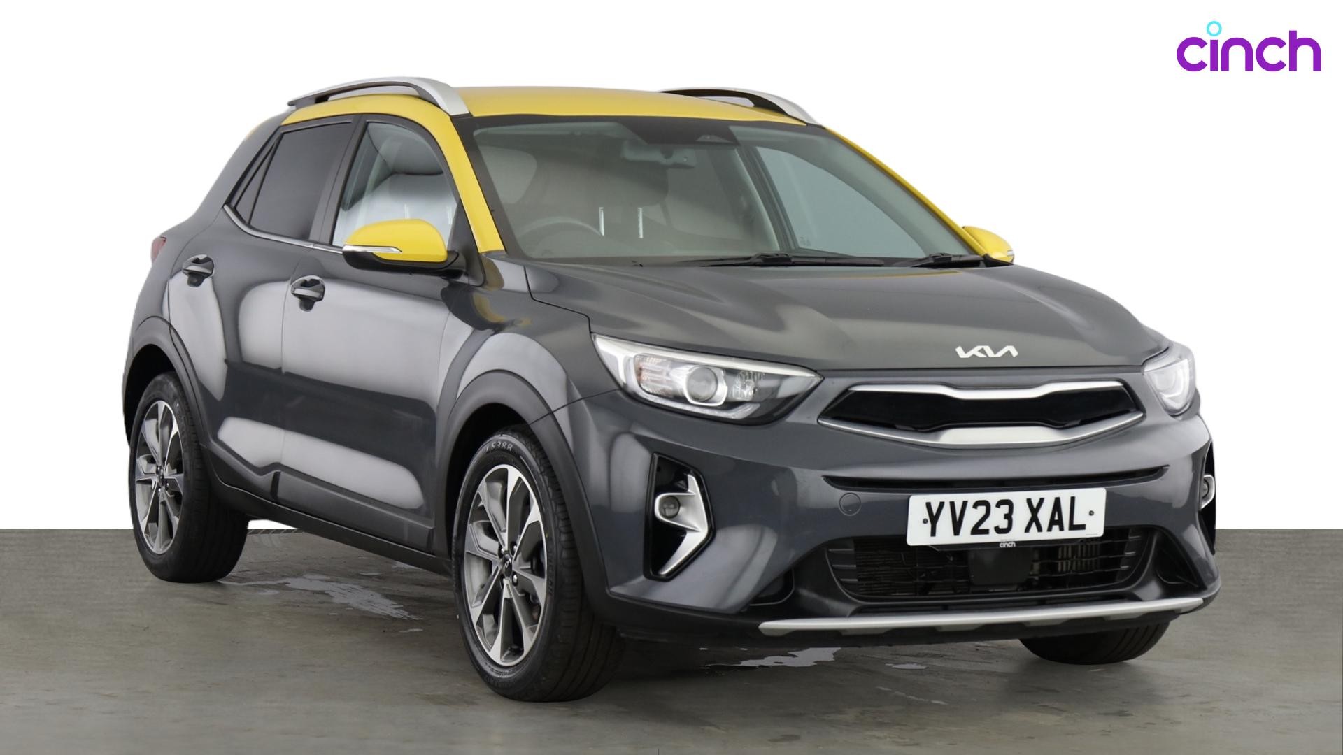 Kia Stonic listing photo