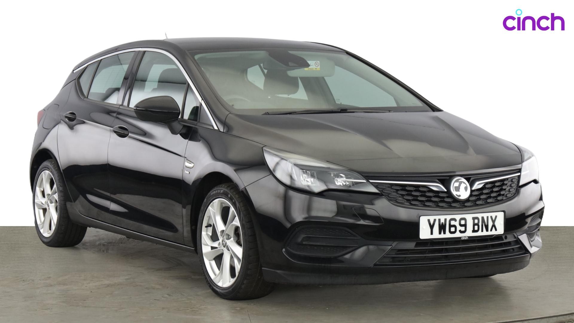Vauxhall Astra listing photo