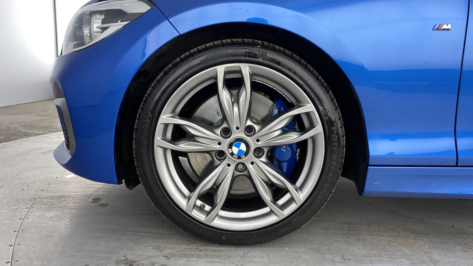 Used 2015 BLUE BMW 1 Series M135i 5dr Step Auto, 57,746 miles - cinch 