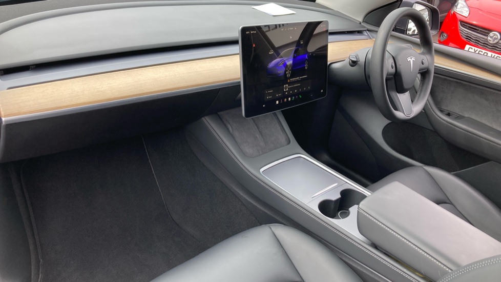 Tesla Model Y Long Range AWD 5dr Auto Electric Hatchback - Image 9