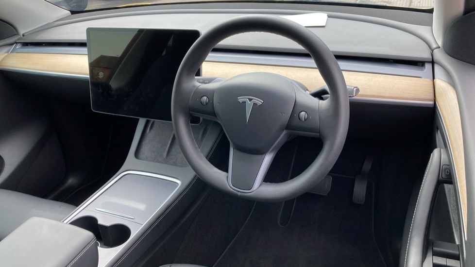 Tesla Model Y Long Range AWD 5dr Auto Electric Hatchback - Image 11