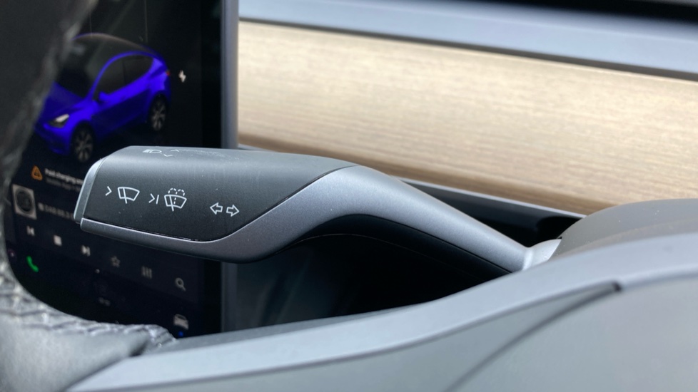 Tesla Model Y Long Range AWD 5dr Auto Electric Hatchback - Image 40