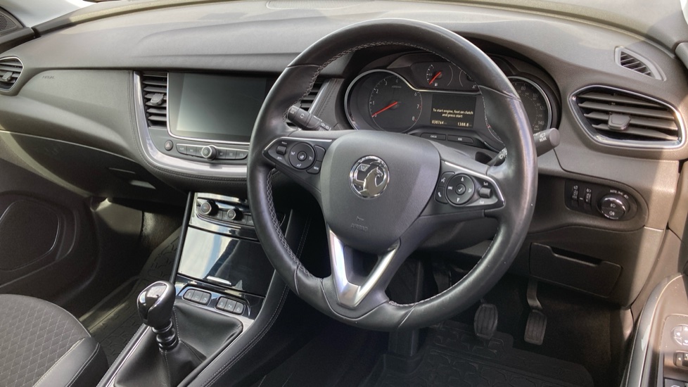 Vauxhall Grandland X 1.2 Turbo Sport Nav 5dr Petrol Hatchback - Image 11