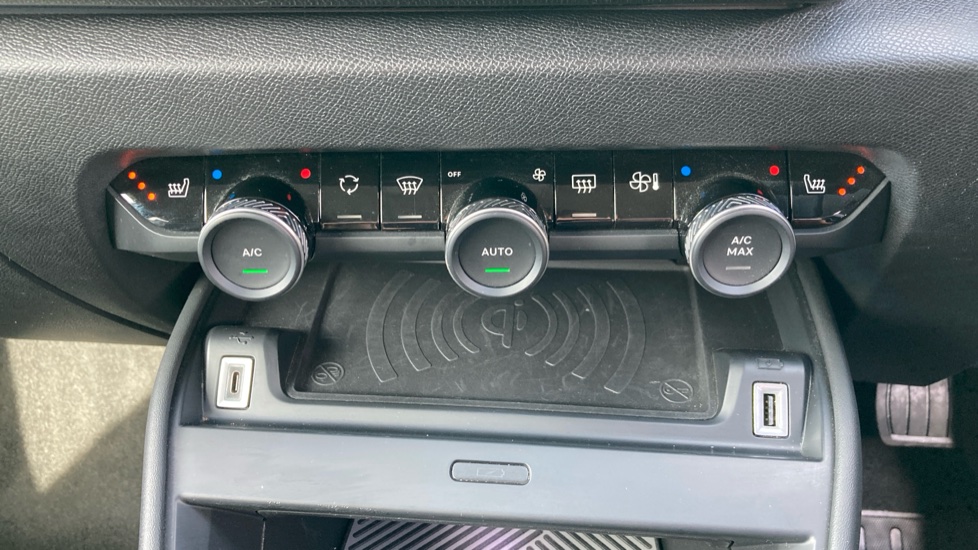 Citroen C4 100kW Shine Plus 50kWh 5dr Auto Electric Hatchback - Image 27
