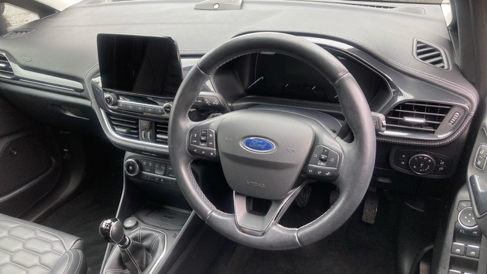 Ford Fiesta 1.0 EcoBoost Hybrid mHEV 125 Vignale Edition 5dr Petrol Hatchback - Image 11