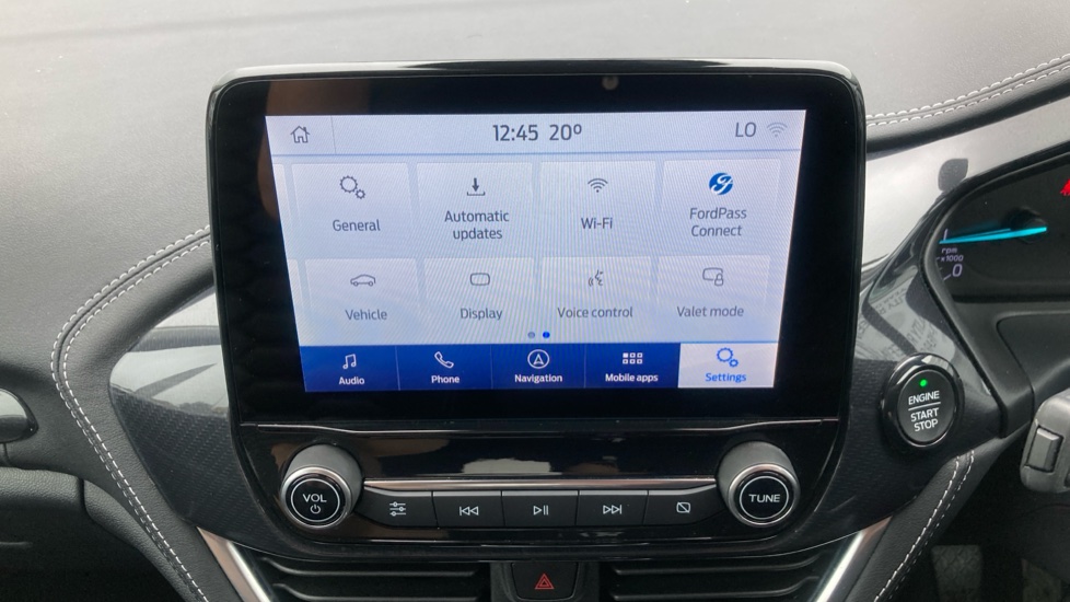 Ford Fiesta 1.0 EcoBoost Hybrid mHEV 125 Vignale Edition 5dr Petrol Hatchback - Image 29