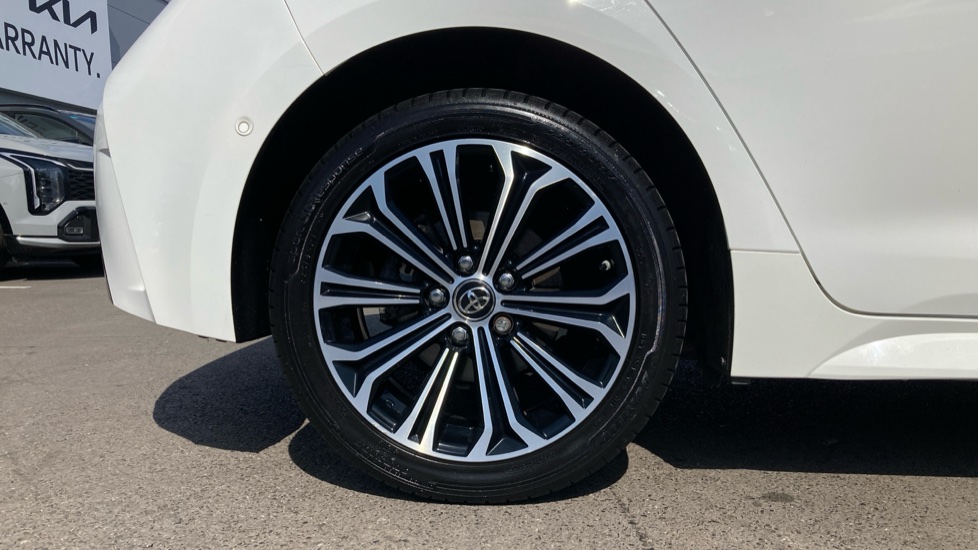 Toyota Corolla 1.8 VVT-i Hybrid Design 5dr CVT Hybrid Hatchback - Image 7