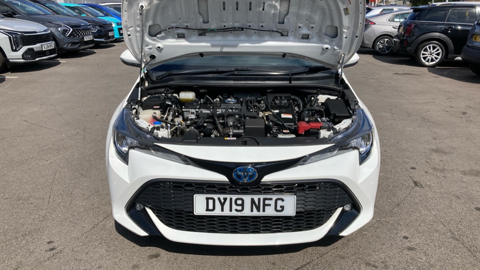 Toyota Corolla 1.8 VVT-i Hybrid Design 5dr CVT Hybrid Hatchback - Image 8
