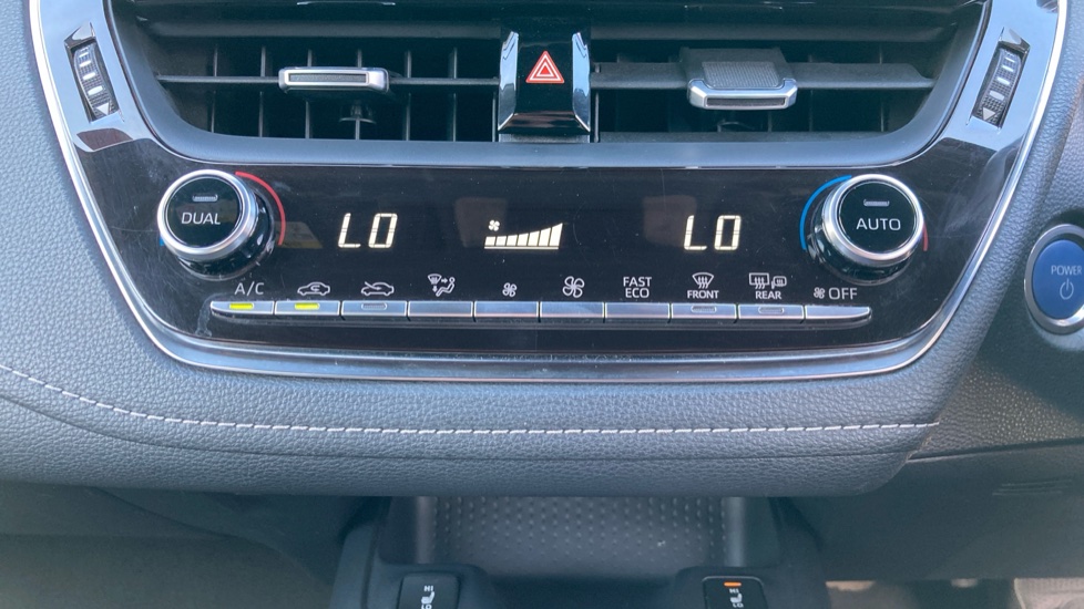 Toyota Corolla 1.8 VVT-i Hybrid Design 5dr CVT Hybrid Hatchback - Image 28