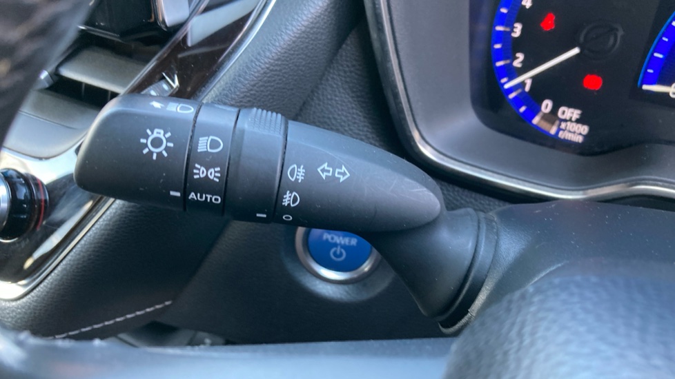 Toyota Corolla 1.8 VVT-i Hybrid Design 5dr CVT Hybrid Hatchback - Image 39
