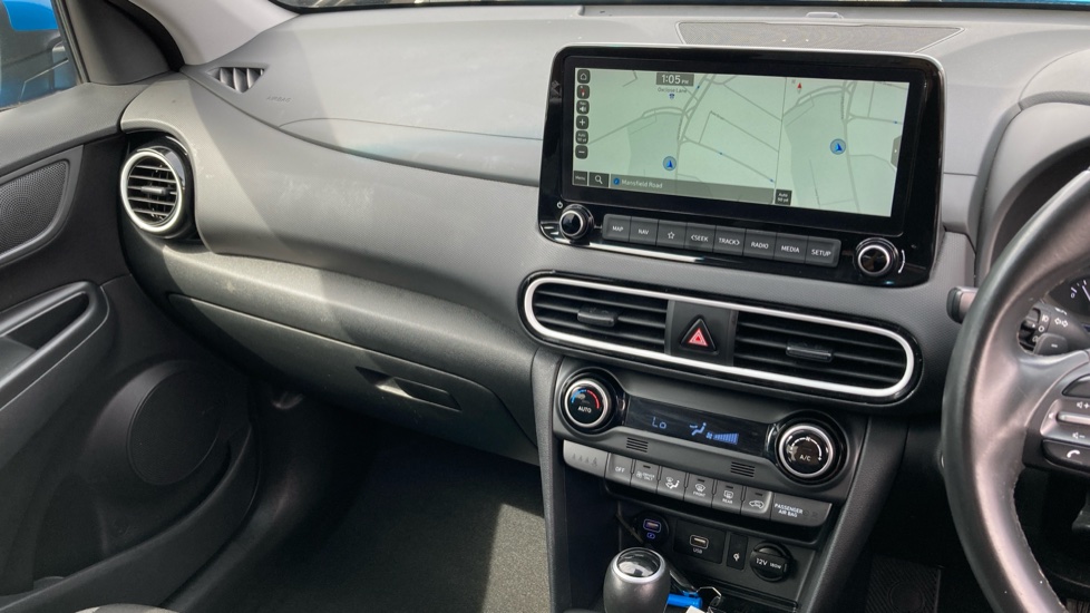 Hyundai KONA 1.6 GDi Hybrid Premium 5dr DCT Hybrid Hatchback - Image 14