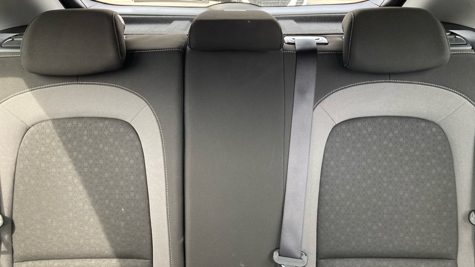 Hyundai KONA 1.6 GDi Hybrid Premium 5dr DCT Hybrid Hatchback - Image 15