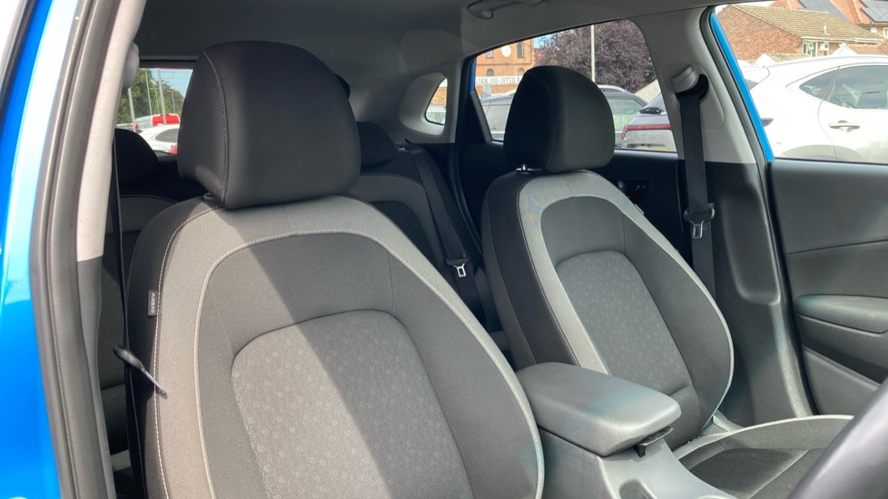 Hyundai KONA 1.6 GDi Hybrid Premium 5dr DCT Hybrid Hatchback - Image 21