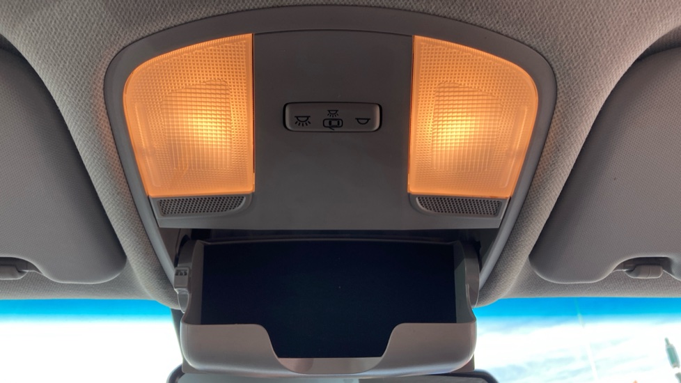 Hyundai KONA 1.6 GDi Hybrid Premium 5dr DCT Hybrid Hatchback - Image 34