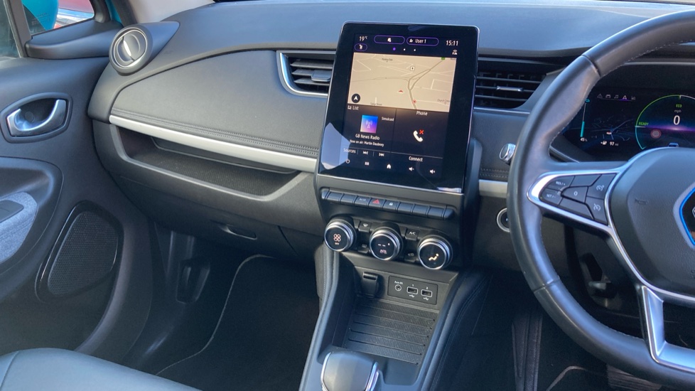 Renault Zoe 100kW i GT Line R135 50kWh 5dr Auto Electric Hatchback - Image 14