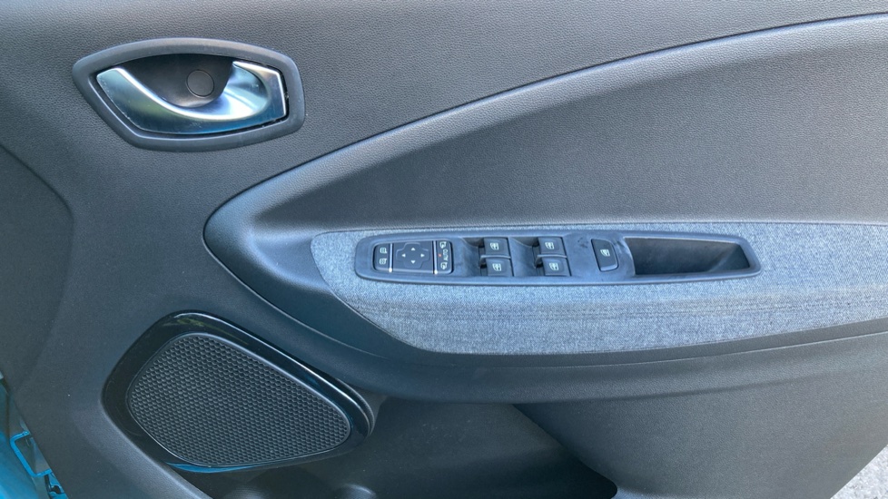 Renault Zoe 100kW i GT Line R135 50kWh 5dr Auto Electric Hatchback - Image 22