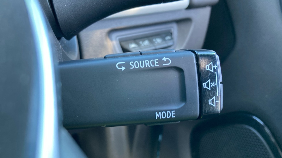 Renault Zoe 100kW i GT Line R135 50kWh 5dr Auto Electric Hatchback - Image 41