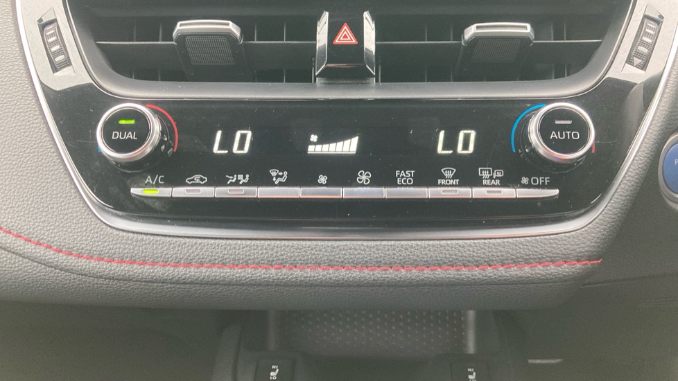 Toyota Corolla 1.8 VVT-i Hybrid Excel 5dr CVT Hybrid Hatchback - Image 29