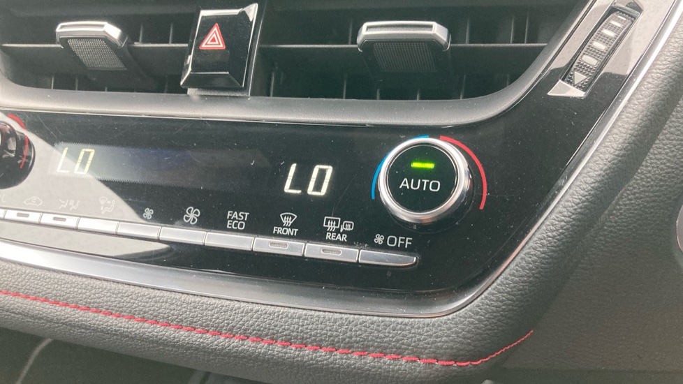 Toyota Corolla 1.8 VVT-i Hybrid Excel 5dr CVT Hybrid Hatchback - Image 30