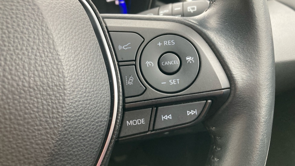 Toyota Corolla 1.8 VVT-i Hybrid Excel 5dr CVT Hybrid Hatchback - Image 40