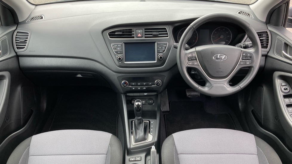 Hyundai i20 1.0 T-GDi Premium Nav 5dr Auto Petrol Hatchback - Image 10