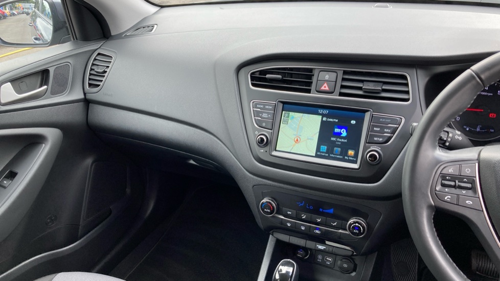 Hyundai i20 1.0 T-GDi Premium Nav 5dr Auto Petrol Hatchback - Image 14