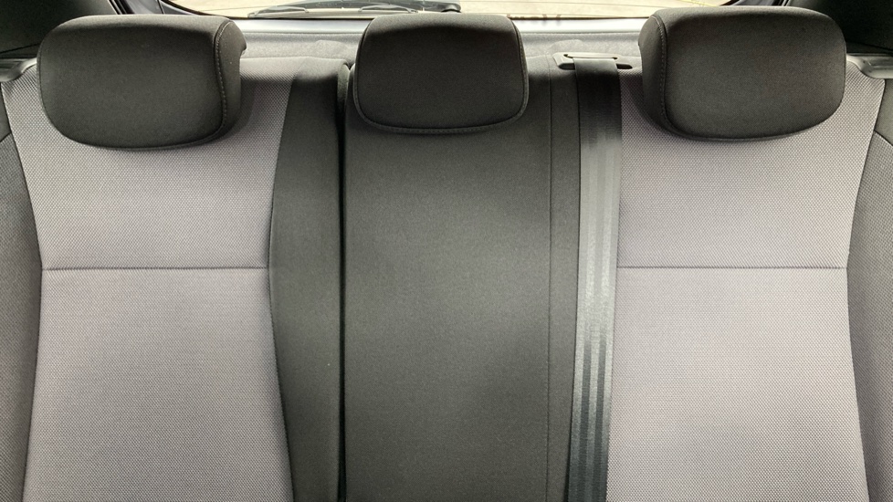 Hyundai i20 1.0 T-GDi Premium Nav 5dr Auto Petrol Hatchback - Image 15