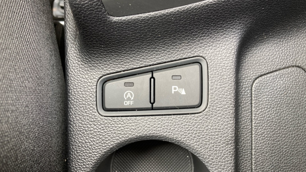 Hyundai i20 1.0 T-GDi Premium Nav 5dr Auto Petrol Hatchback - Image 24
