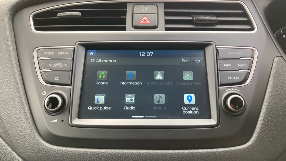 Hyundai i20 1.0 T-GDi Premium Nav 5dr Auto Petrol Hatchback - Image 28
