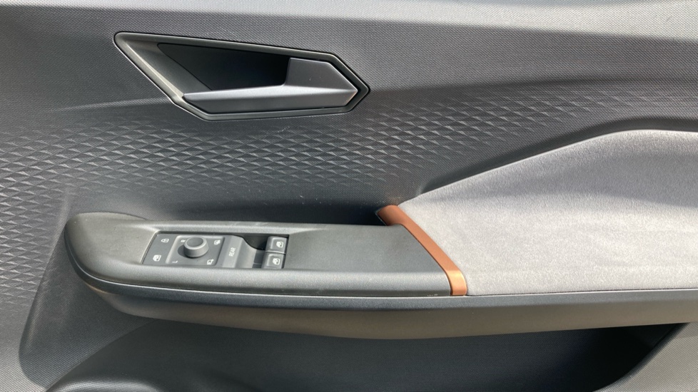 CUPRA Born 150kW V2 58kWh 5dr Auto Electric Hatchback - Image 22