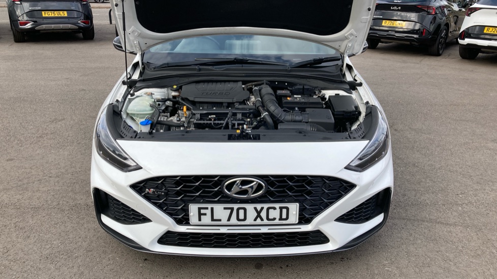 Hyundai i30 1.5T GDi N Line 5dr Petrol Hatchback - Image 8
