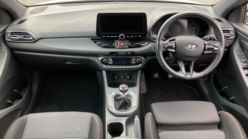 Hyundai i30 1.5T GDi N Line 5dr Petrol Hatchback - Image 10