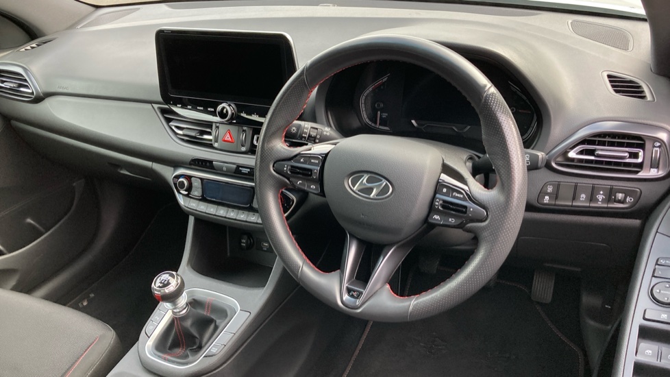 Hyundai i30 1.5T GDi N Line 5dr Petrol Hatchback - Image 11