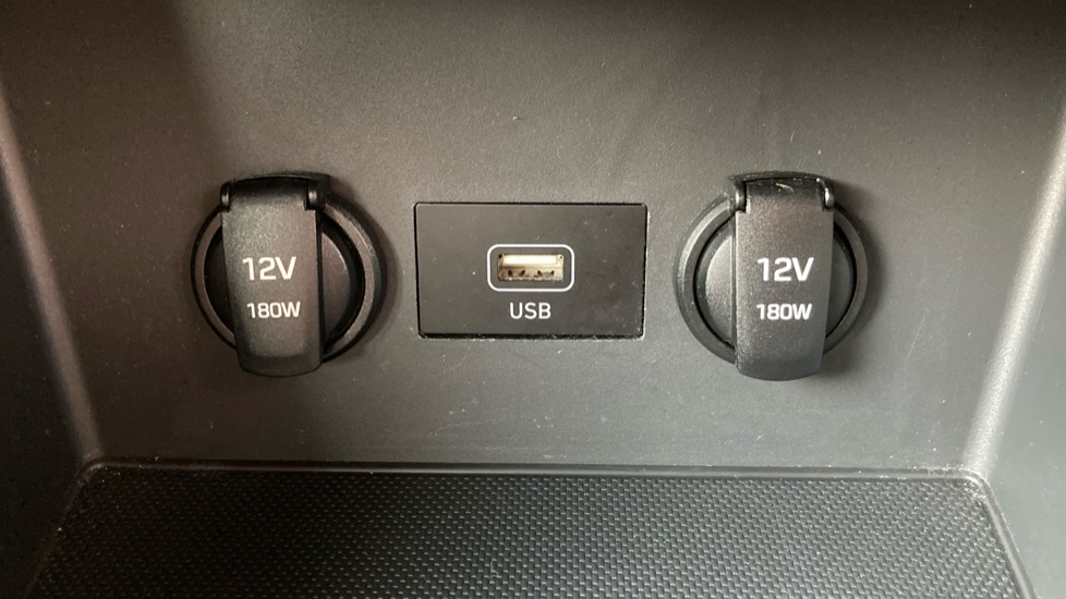 Hyundai i30 1.5T GDi N Line 5dr Petrol Hatchback - Image 27