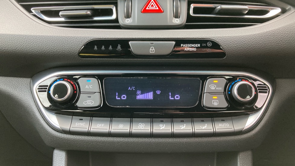 Hyundai i30 1.5T GDi N Line 5dr Petrol Hatchback - Image 34