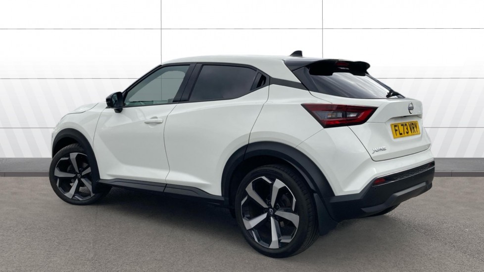 Nissan Juke 1.0 DiG-T 114 Tekna 5dr Petrol Hatchback - Image 2