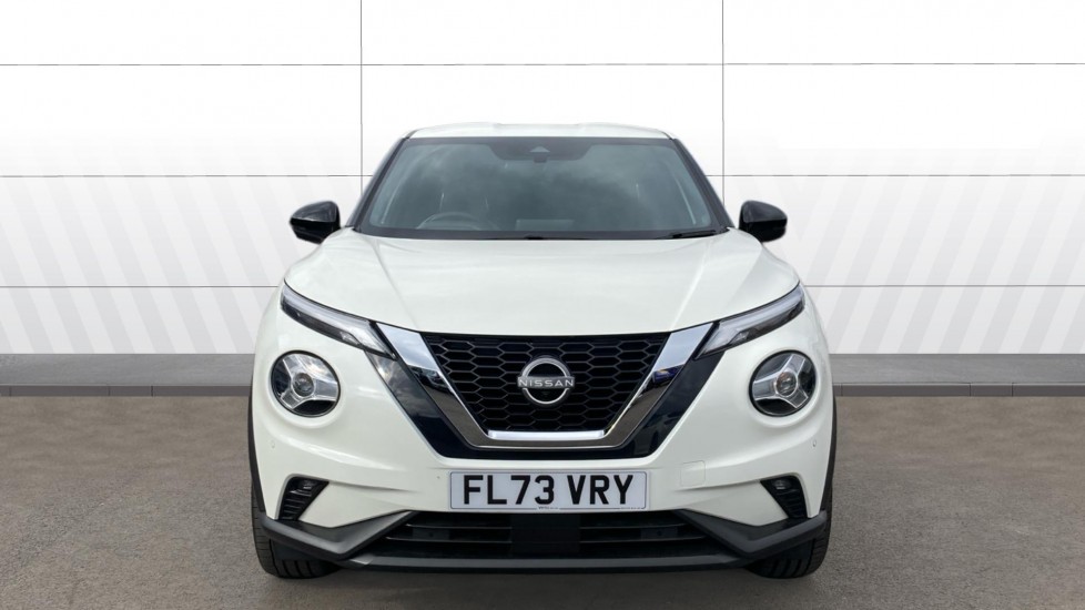 Nissan Juke 1.0 DiG-T 114 Tekna 5dr Petrol Hatchback - Image 3