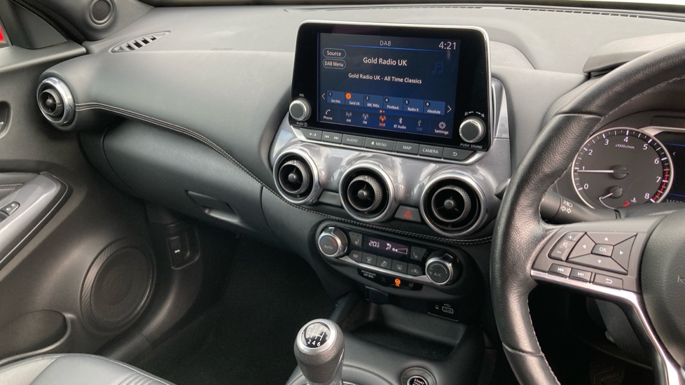 Nissan Juke 1.0 DiG-T 114 Tekna 5dr Petrol Hatchback - Image 14
