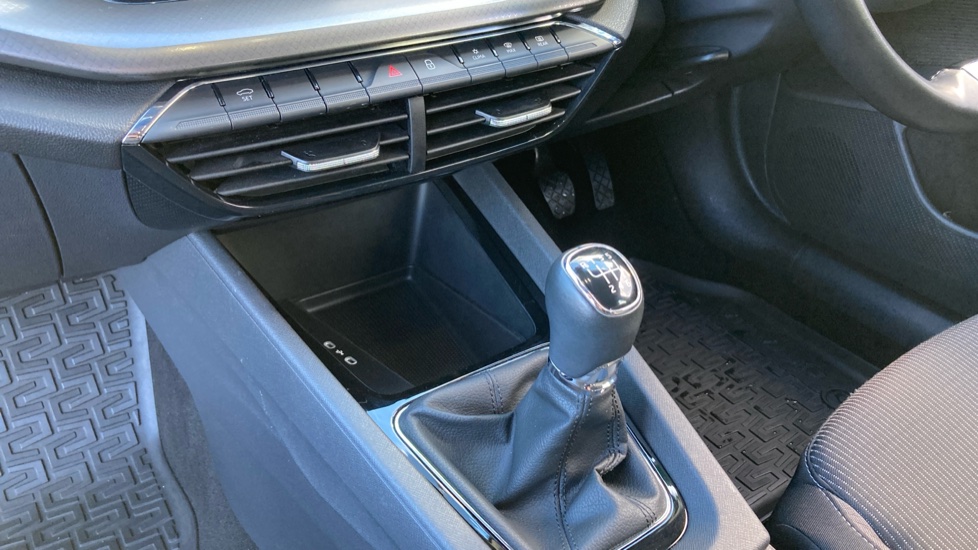 Skoda Octavia 1.5 TSI SE 5dr Petrol Hatchback - Image 13