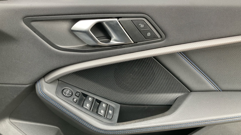 BMW 2 Series 218i [136] M Sport 4dr DCT Petrol Saloon - Image 23