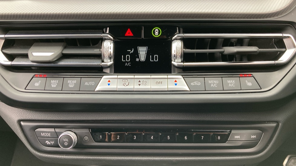 BMW 2 Series 218i [136] M Sport 4dr DCT Petrol Saloon - Image 25