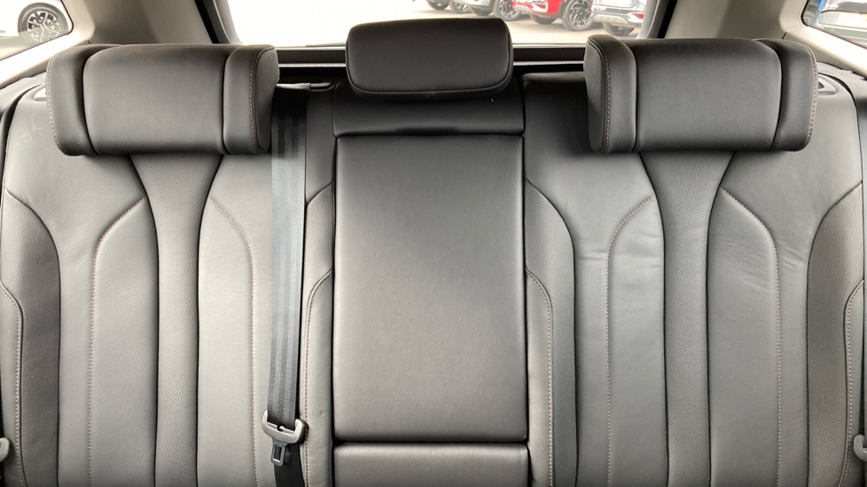 Skoda Enyaq 150kW 80 ecoSuite 82kWh 5dr Auto [125kW] Electric Estate - Image 15