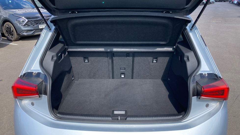 CUPRA Born 169kW e-Boost V3 77kWh 5dr Auto Electric Hatchback - Image 4