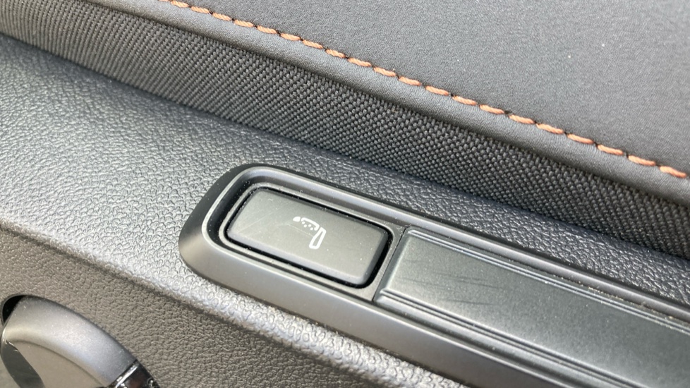 CUPRA Born 169kW e-Boost V3 77kWh 5dr Auto Electric Hatchback - Image 26