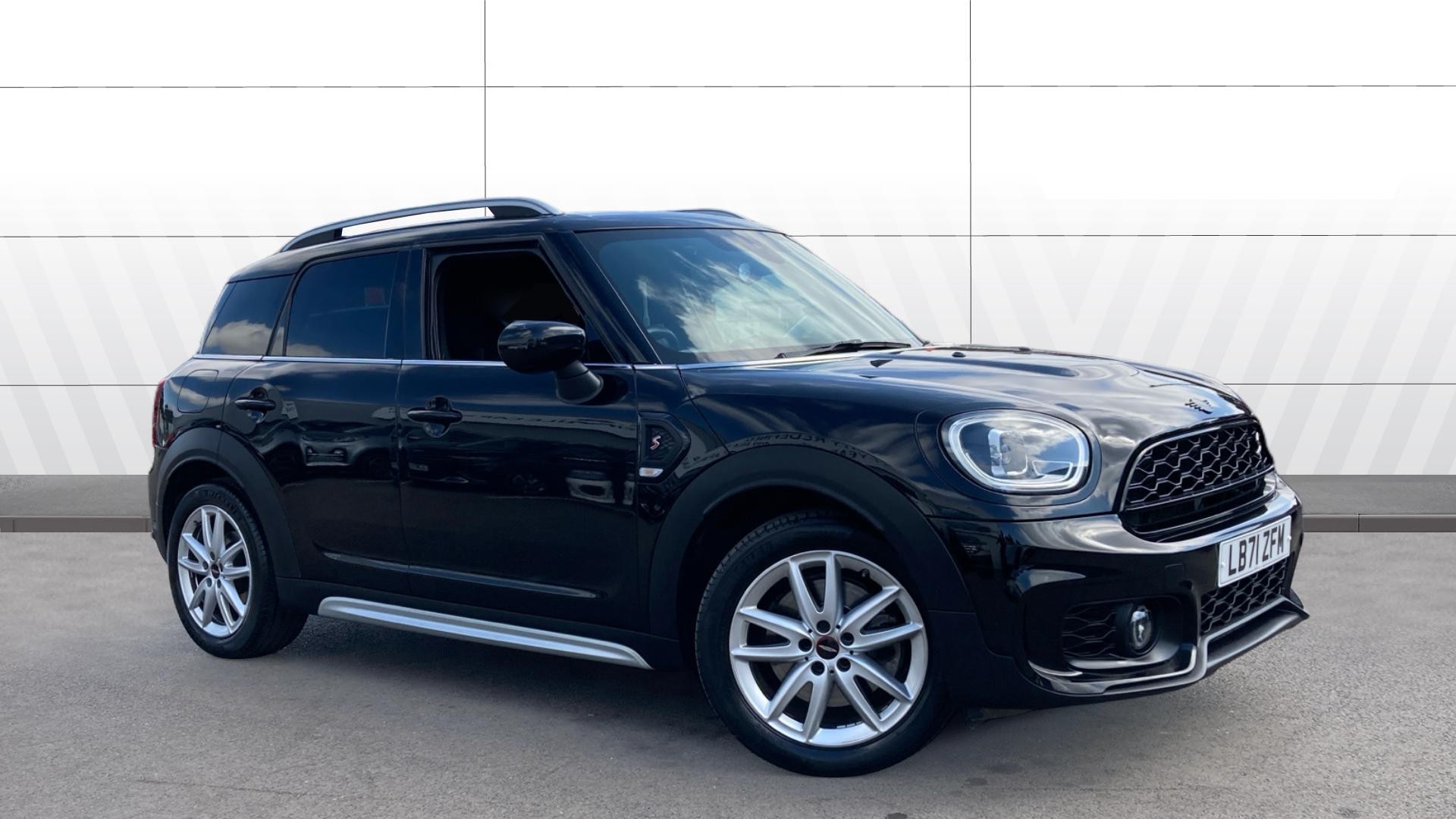 MINI Countryman listing photo