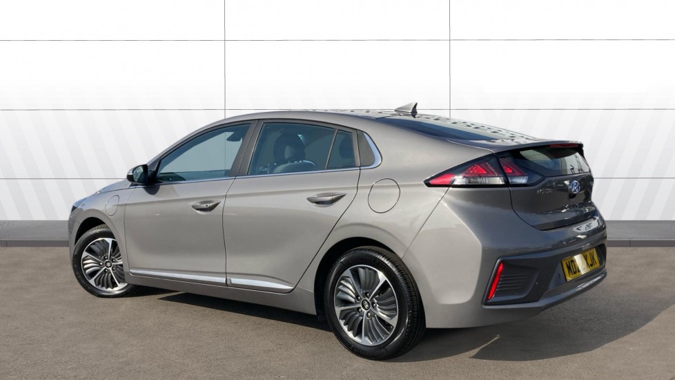 Hyundai IONIQ 1.6 GDi Plug-in Hybrid Premium 5dr DCT Hatchback - Image 2