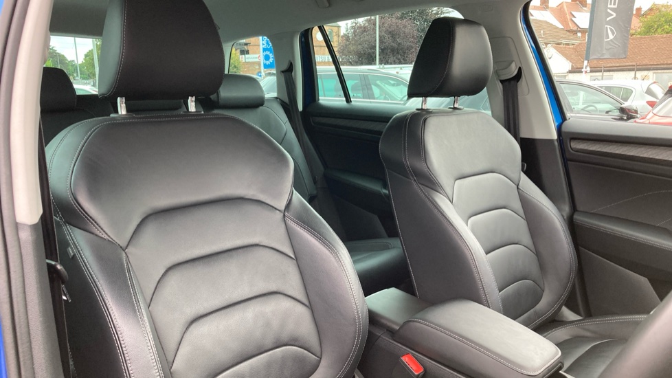 Skoda Kodiaq 2.0 TDI SE L Executive 5dr DSG [7 Seat] Diesel Estate - Image 21