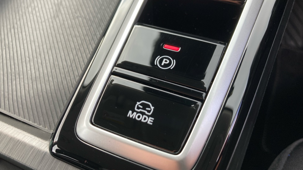 MG ZS 1.5 Hybrid+ SE 5dr Auto Hybrid Hatchback - Image 25