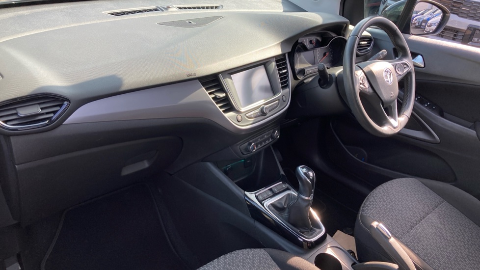Vauxhall Crossland 1.2 Design 5dr Petrol Hatchback - Image 9
