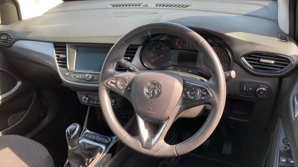 Vauxhall Crossland 1.2 Design 5dr Petrol Hatchback - Image 11